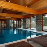 Greenhouse Klara With Heated Pool Trsce
