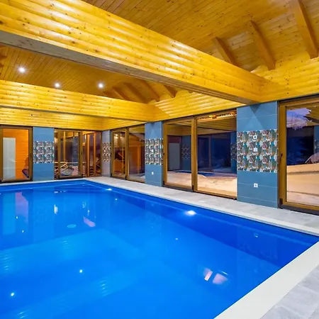 Villa Greenhouse Klara With Heated Pool *