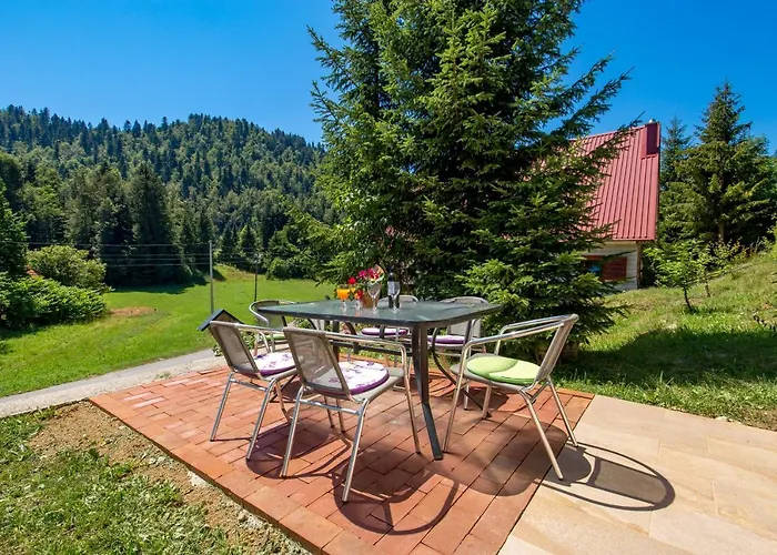 Villa Greenhouse Klara With Heated Pool Trsce