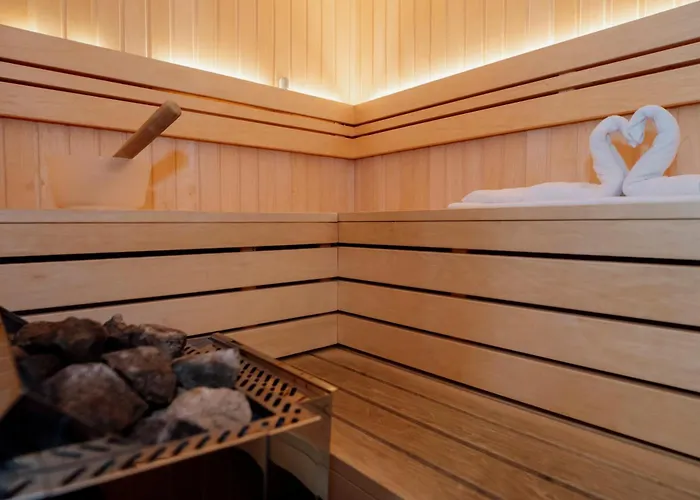 Greenhouse Klara With Heated Pool Villa Trsce