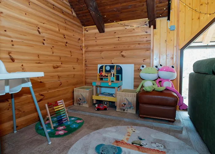 Greenhouse Klara With Heated Pool