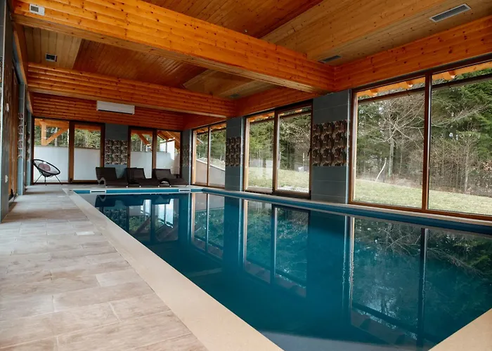 Greenhouse Klara With Heated Pool *