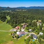 Greenhouse Klara With Heated Pool Villa