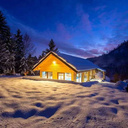 Greenhouse Ella With Heated Pool Villa *