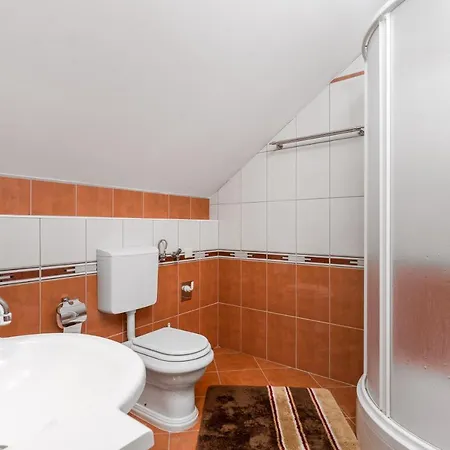 Villa Greenhouse Klara With Heated Pool Trsce