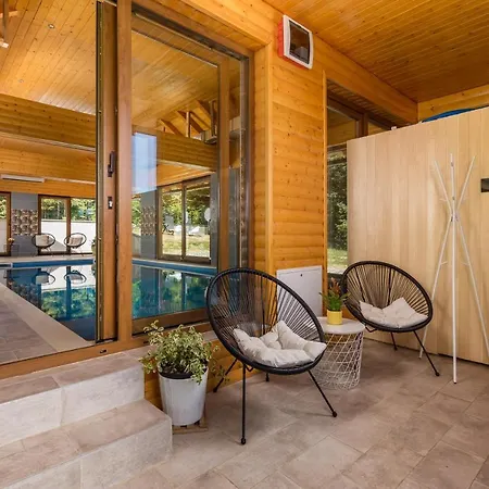 Greenhouse Klara With Heated Pool וילה *