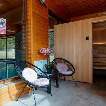 Greenhouse Klara With Heated Pool Villa Trsce
