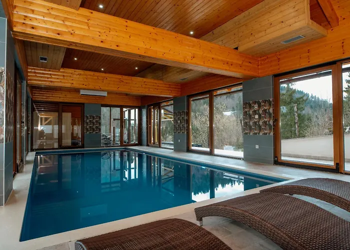 Greenhouse Klara With Heated Pool Trsce